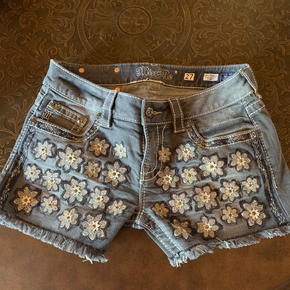 Miss Me Shorts